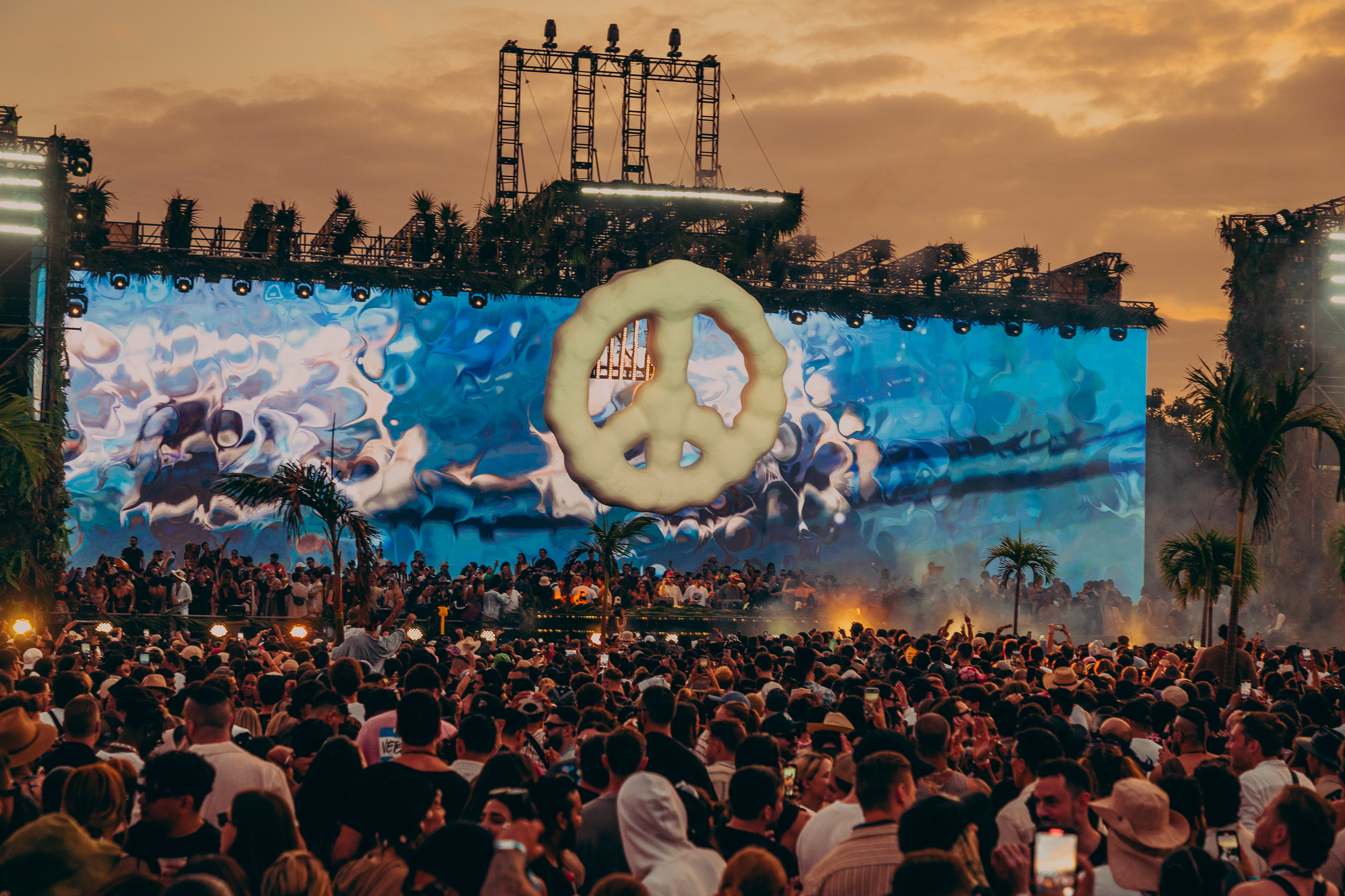 Keinemusik Backstage Access